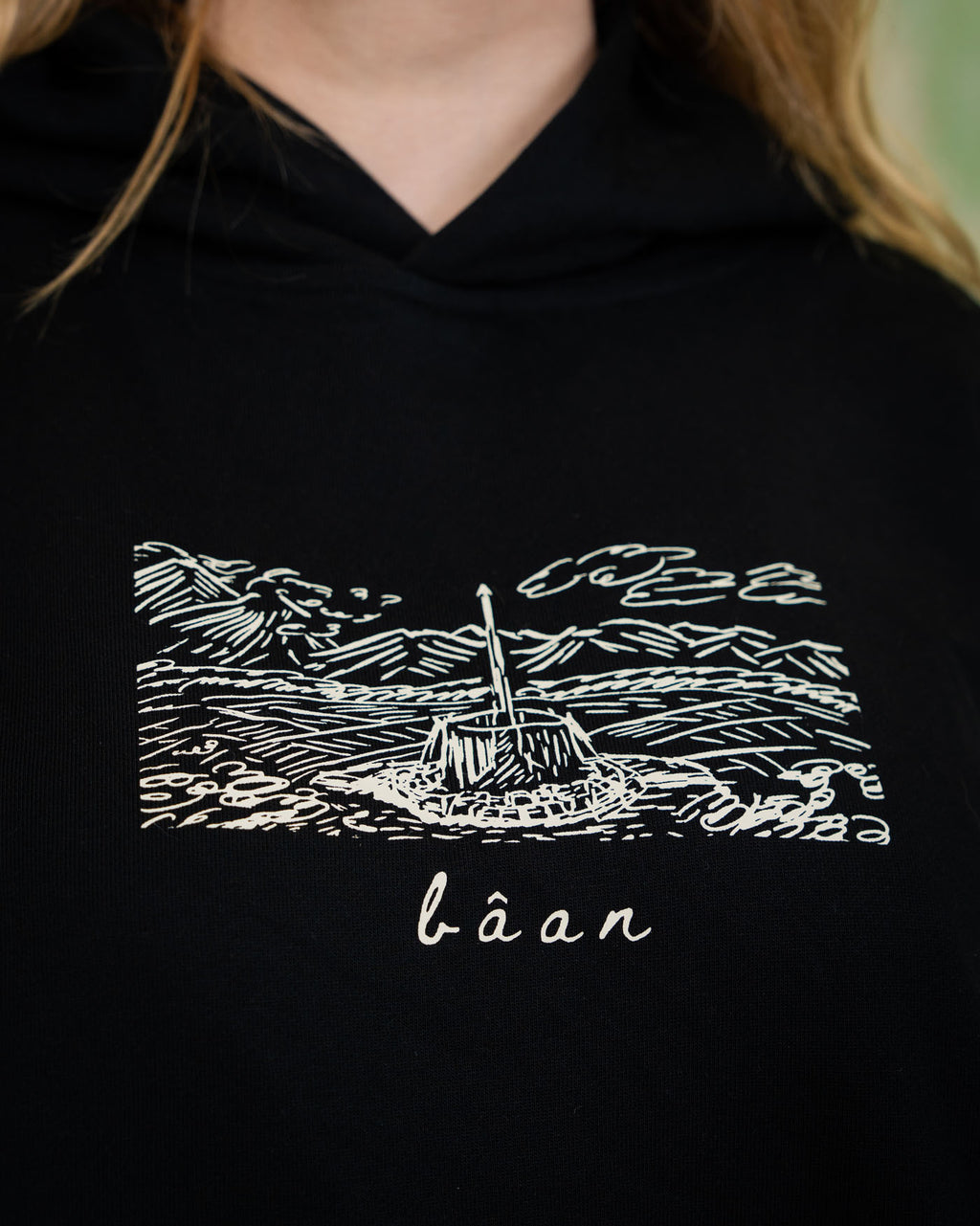 Baan Dark Hoodie
