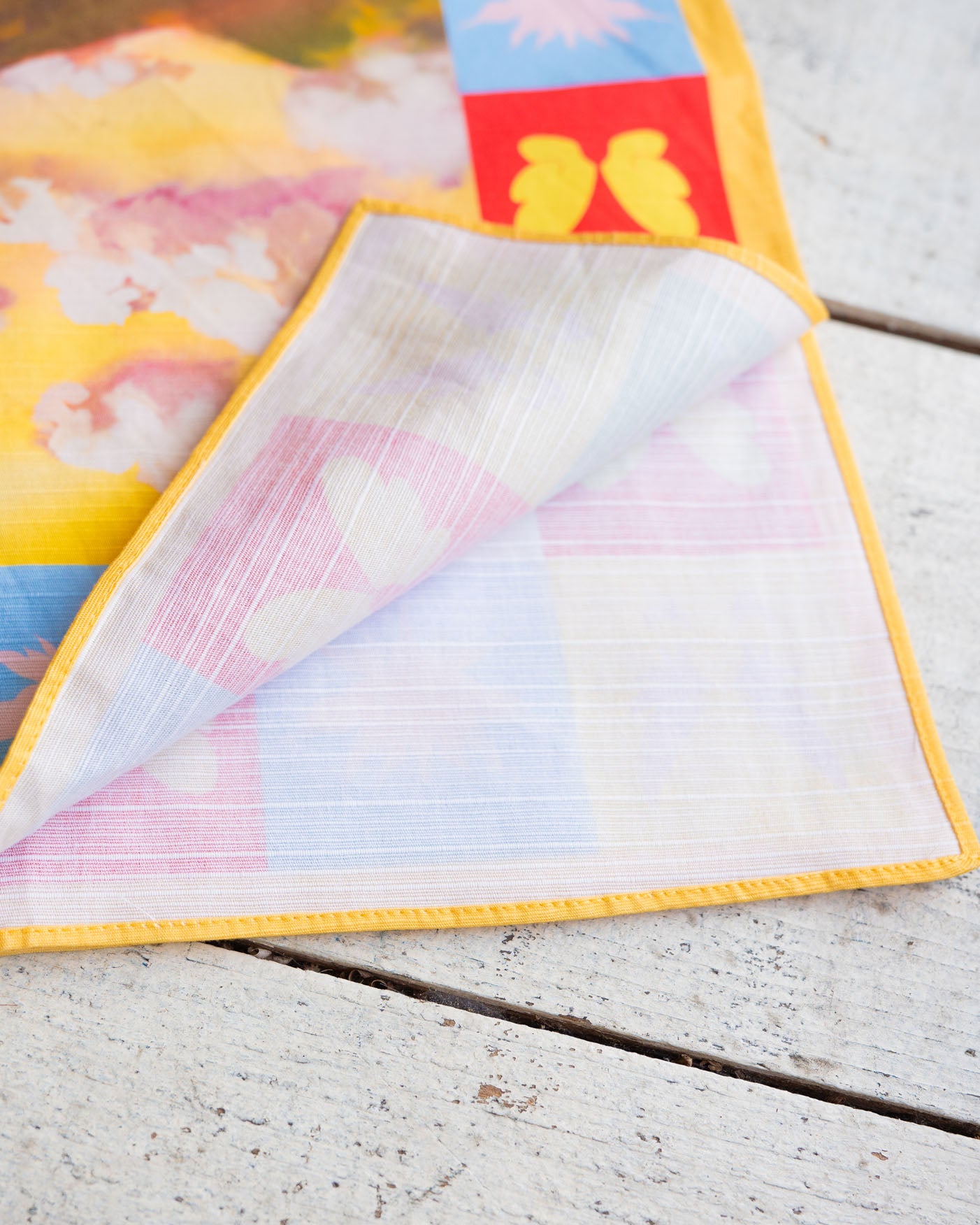 Baan Furoshiki Radiant